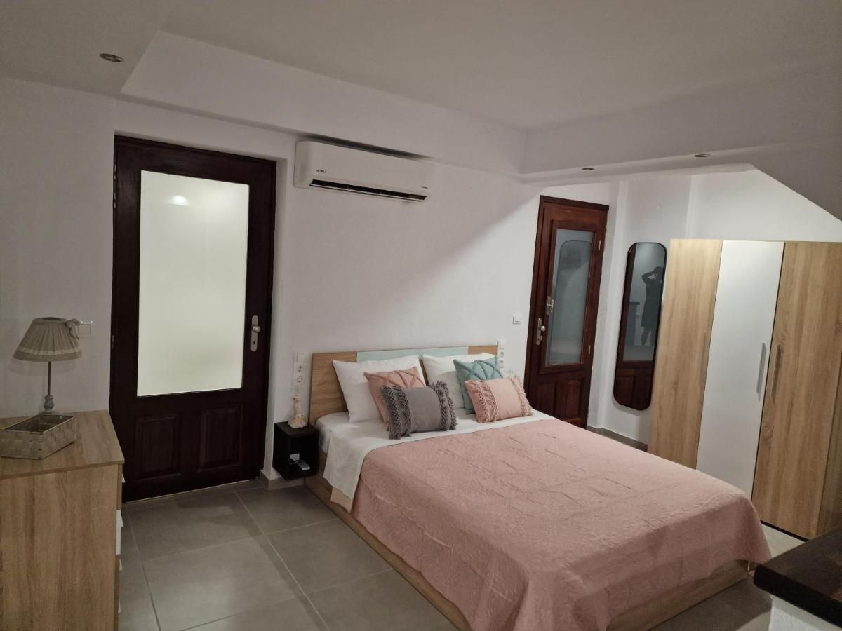 Apartamento Το Στενάκι Skiathos Exterior foto