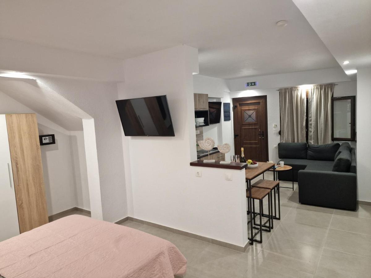 Apartamento Το Στενάκι Skiathos Exterior foto