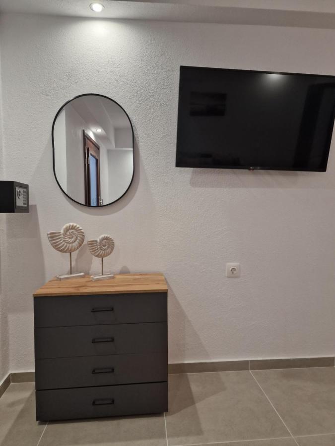 Apartamento Το Στενάκι Skiathos Exterior foto